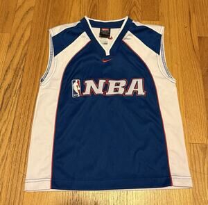 Nike NBA Vintage Jersey Vest Basketball Size Boys 6 M Shirt Navy Blue Red Retro